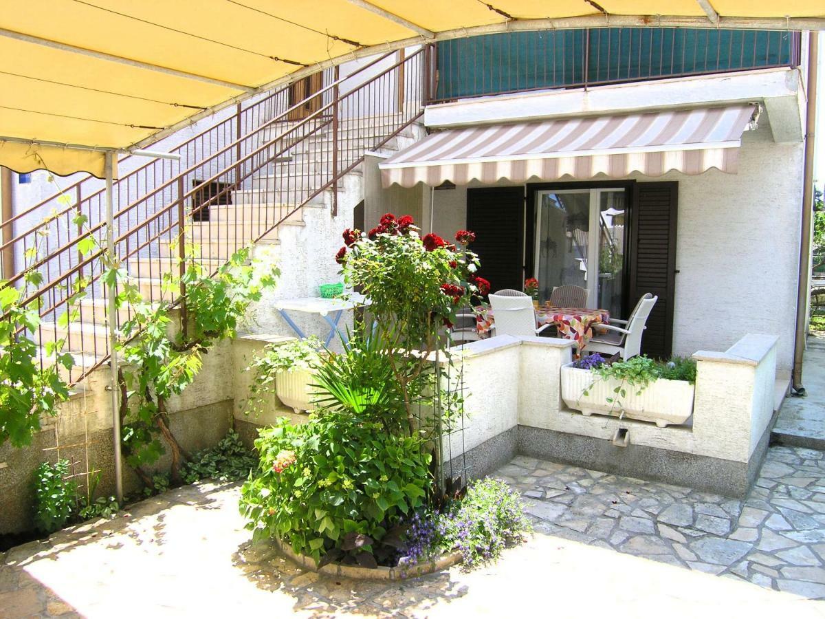 Apartment Zora Veglia Exterior foto