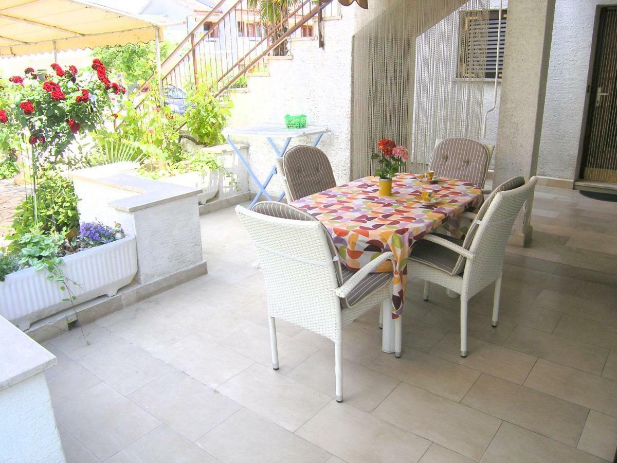 Apartment Zora Veglia Exterior foto